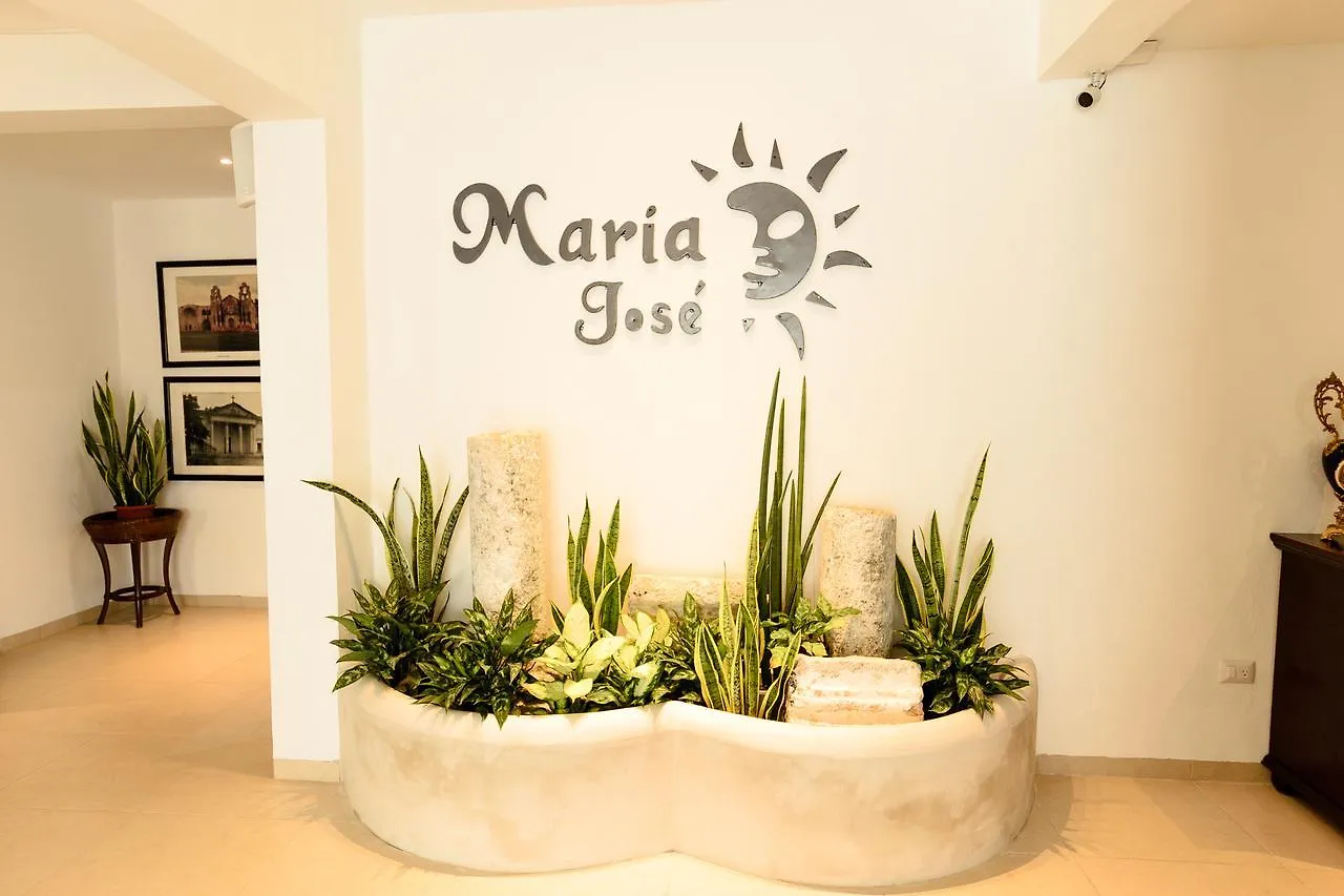 מרידה Hotel Maria Jose